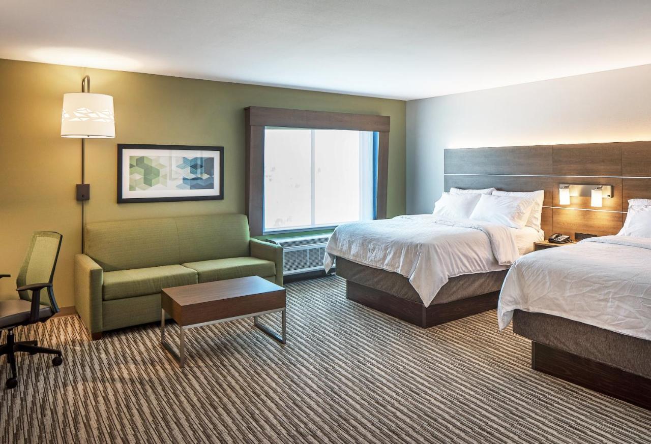 Holiday Inn Express & Suites - West Omaha - Elkhorn, An Ihg Hotel Exterior photo